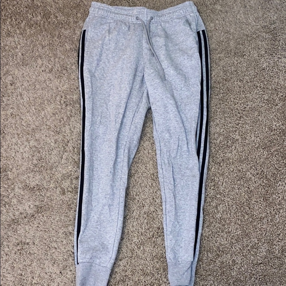 joggers/sweats